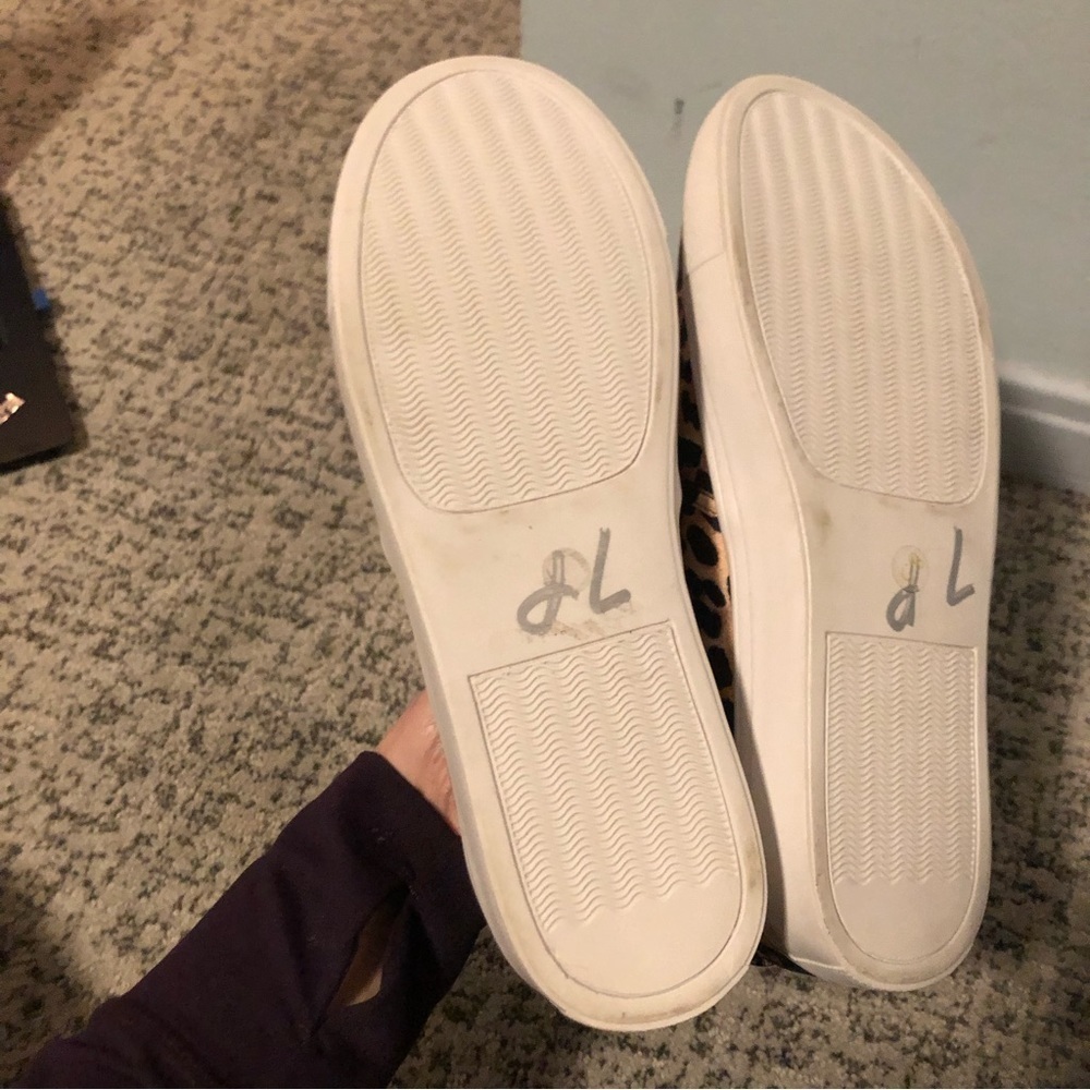 Steve Madden Safary Leopard Print Slides Size 8 - image 6